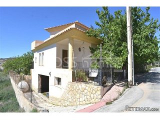 NEW LISTING - A 2 bed, 2 bath two storey Villa of 117m2..