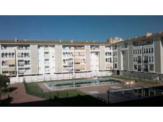 Apartment - This three bedroom two..