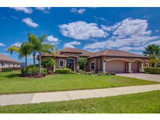 4 bedroom Detached House For Sale: 3471..