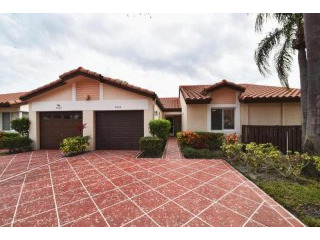 6066 Sunny Manor Ct, Delray Beach, FL -..