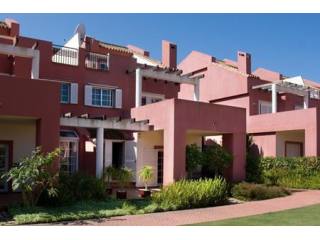 4 bedroom Town House For Sale:..