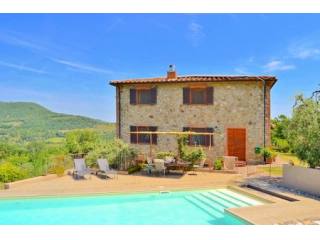 Ficulle House In Beautiful Surroundings