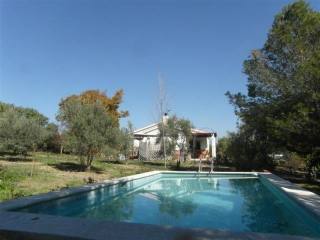Villa - Lovely 3 bedroom, 2 bathroom..