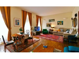 GOSPODSKI STAN U SAMOM CENTRU - 190m2