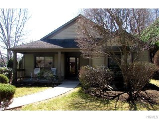 2 bedroom Condominium For Sale: Somers..