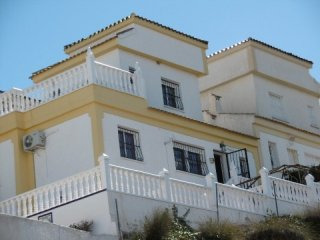 3 Bedrooms - Townhouse - Alicante - For..