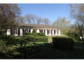 5 bedroom House For Sale: 86000..