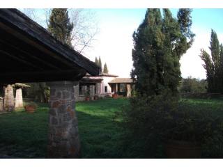 PALIANO, BEAUTIFUL FARMHOUSE