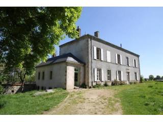 5 bedroom Character For Sale: 79700..