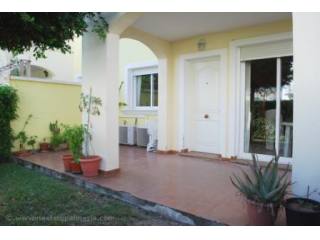 2 bedroom ground floor apartment with..