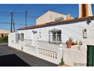 NEW & EXCLUSIVE TO VOSS HOMES - Large 147m2, renovated..