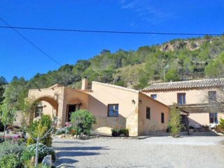 Fortuna - 5 Bed Country House For Sale..