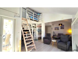 Rovinj, stan 48 m2, mirna ulica, pogled more, parking