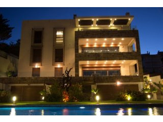 3 bedroom Block of Apartments For Sale:..