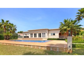 Beautiful villa in a quiet area in Javea