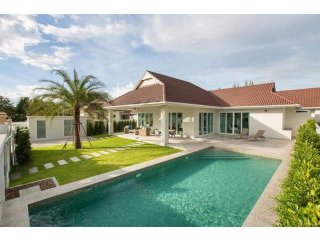 Great Quality 3 Bed Pool Villa: Highly..