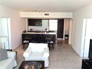 55 Southeast 6 St, Unit 3003, Miami, Fl..
