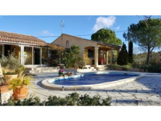 Very Nice Traditional Single Storey..