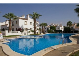 3 Bedrooms - Townhouse - Alicante - For..