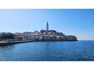ROVINJ, STAN 120M OD MORA