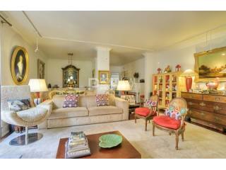 Superb Property in Principe Real