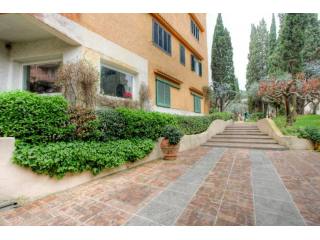 2 Bedrooms - Apartment - For Sale