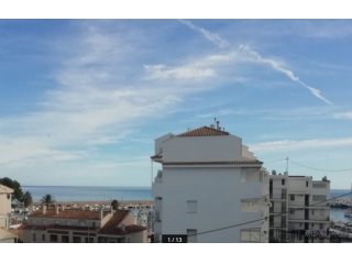 Apartamento de 100m2 con 2 dorm. 2 baños. salón, cocina r..