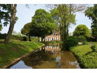 4 bedroom Manor House For Sale: 62240..