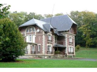 4 bedroom Character For Sale: 80500..