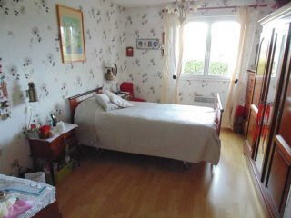 4 Bedrooms - Maison - For Sale