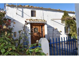 EXCLUSIVE TO VOSS HOMES - QUAINT & QUIRKY VILLAGE HOUSE- A..