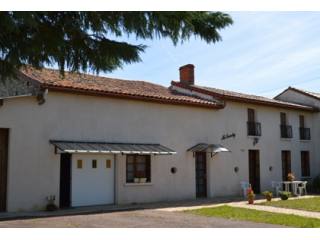Lovely 4-bed stone property with..