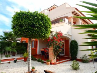 3 Bedrooms - Townhouse - Alicante - For..