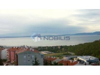 Rijeka (Škurinje), 2-etažni stan sa pogledom, 124 m2