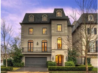 3 bedroom House For Sale: 2011 Windsor..