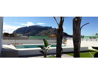 3 Bedrooms - Villa - Alicante - For Sale