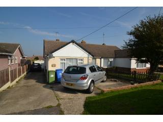 3 bedroom bungalow in Minster On Sea..
