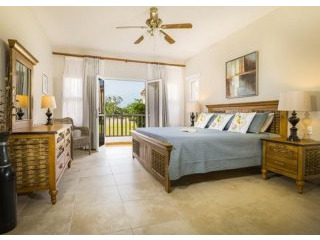 New Luxurious Beachfront Resort With..