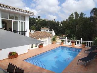 VILLA FOR SALE TORRE-NUEVA