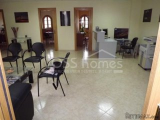 3rd floor apartment with lift for sale in Huercal-Overa..