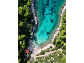 Atraktivno zemljište na Top Lokaciji