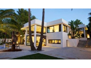 Modern style property in Benimussa