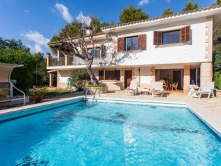Spacious Family Home In Bunyola