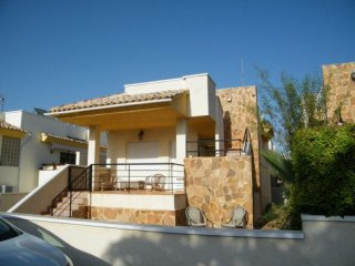 2 Bedrooms - Villa - Alicante - For Sale