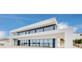 4 Bedrooms - Villa - Alicante - For Sale