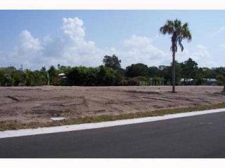 Land For Sale: 601 Triton Ave, Longboat..