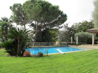 6 bedroom Detached House For Sale:..