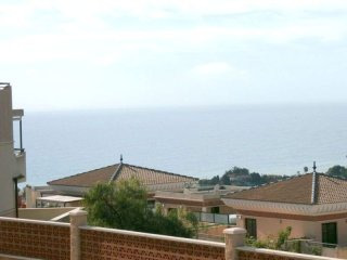 Semi-Detached for Sale in Almayate..