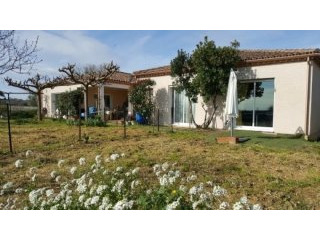 Single Storey Villa With 154 m2 Of..