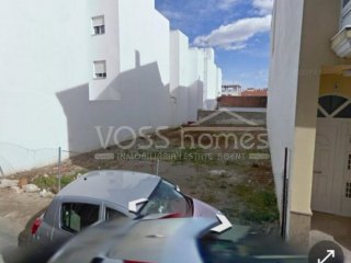 A flat plot of URBAN land of 228m2 in Huercal-Overa town..